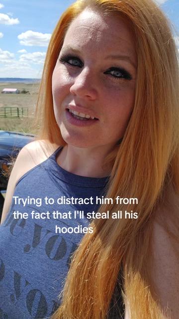 @Altfoxx