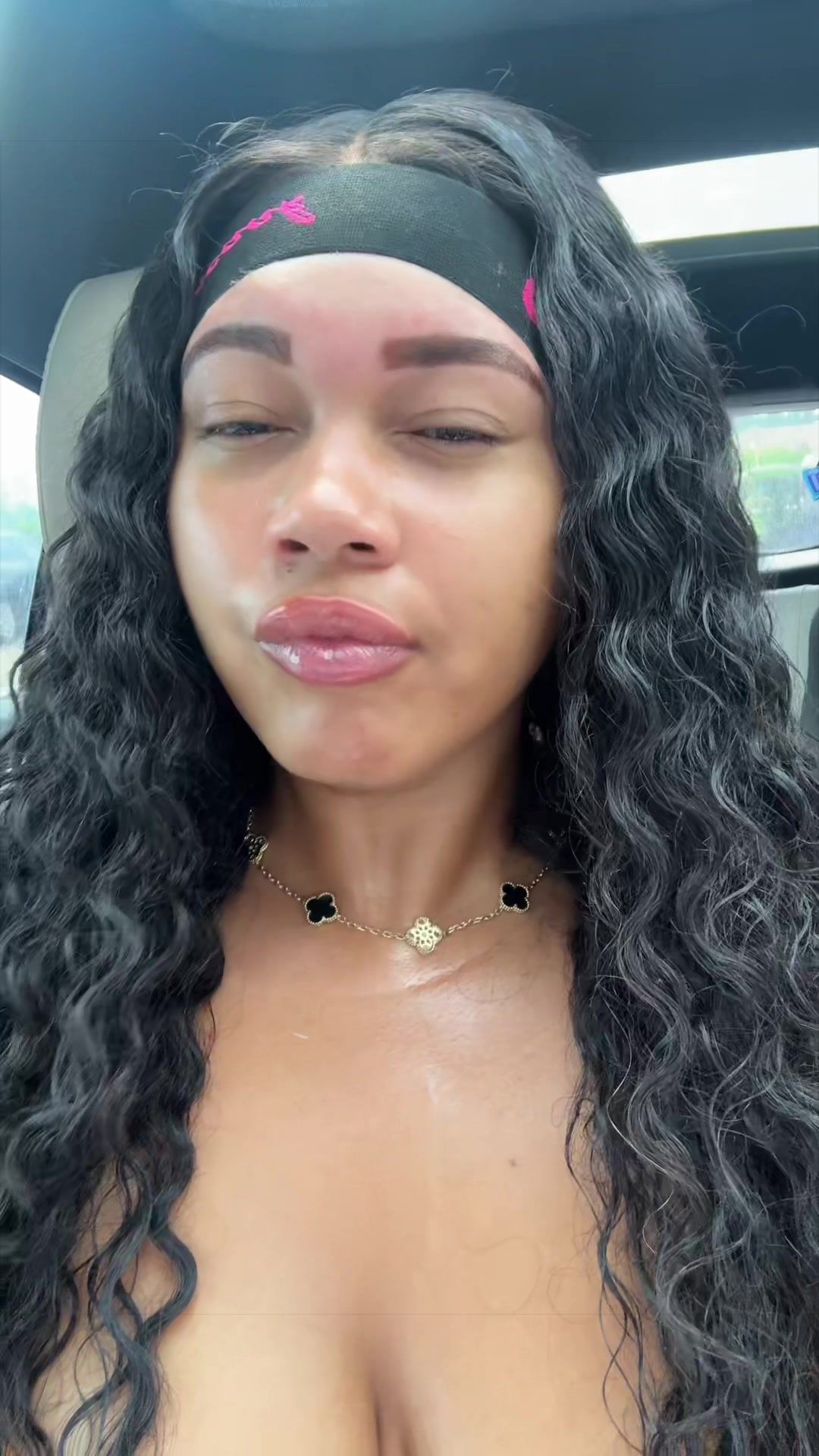 @Glam Goddess
