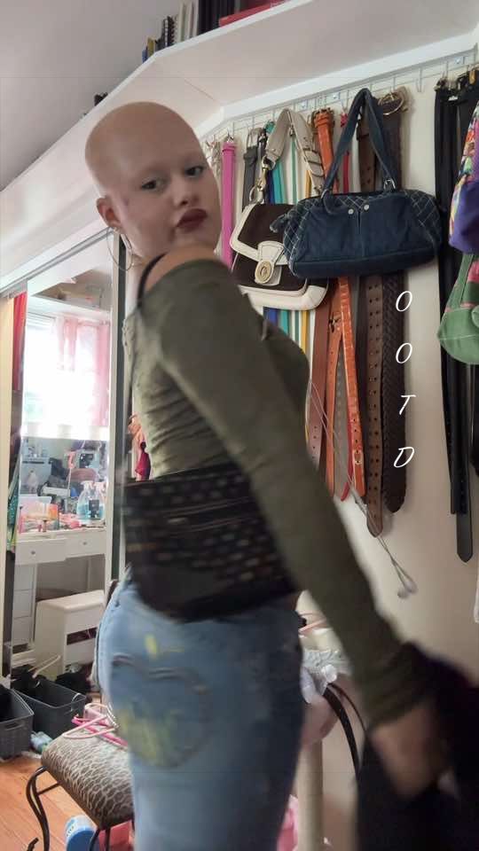 @Paola