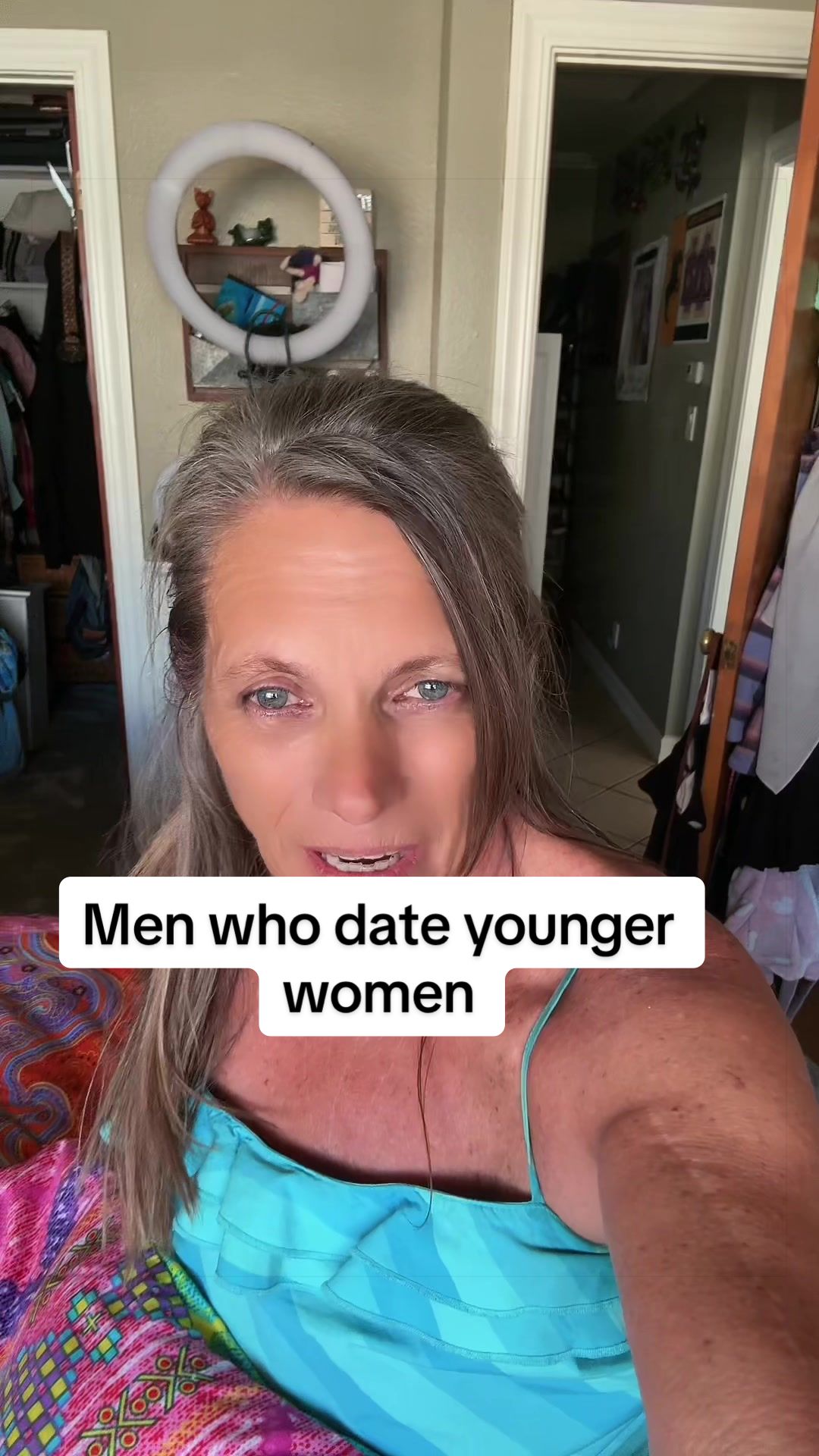 @LittleLaura