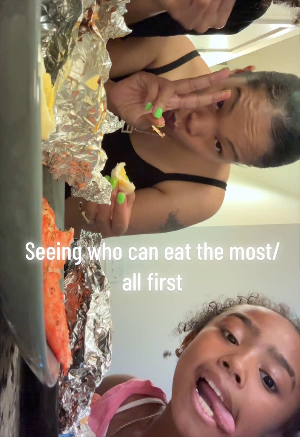 @4PeasInOurPod
