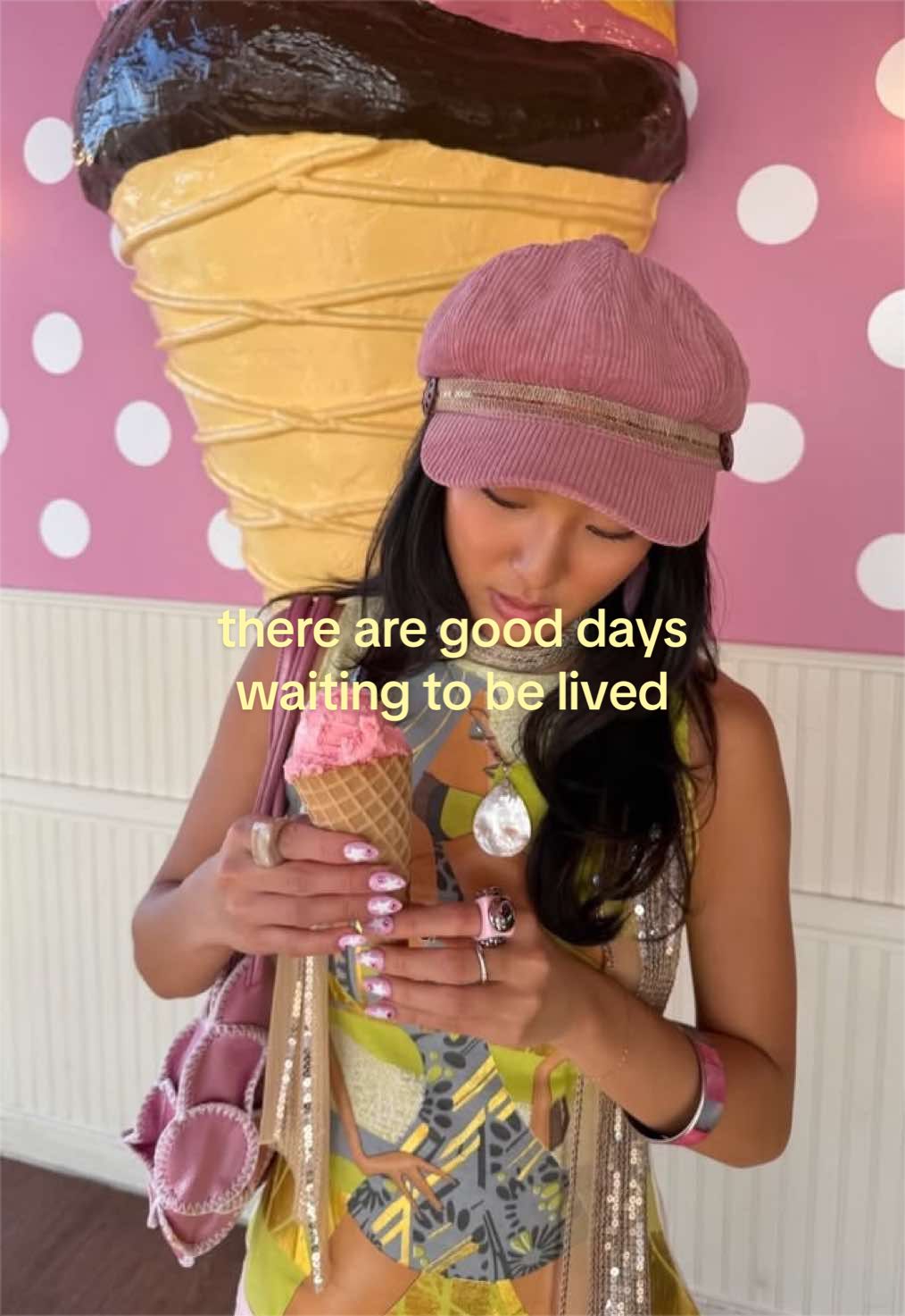 @𝔩𝔬𝔰𝔱𝔤𝔦𝔯𝔩𝔬𝔫𝔢𝔞𝔯𝔱𝔥