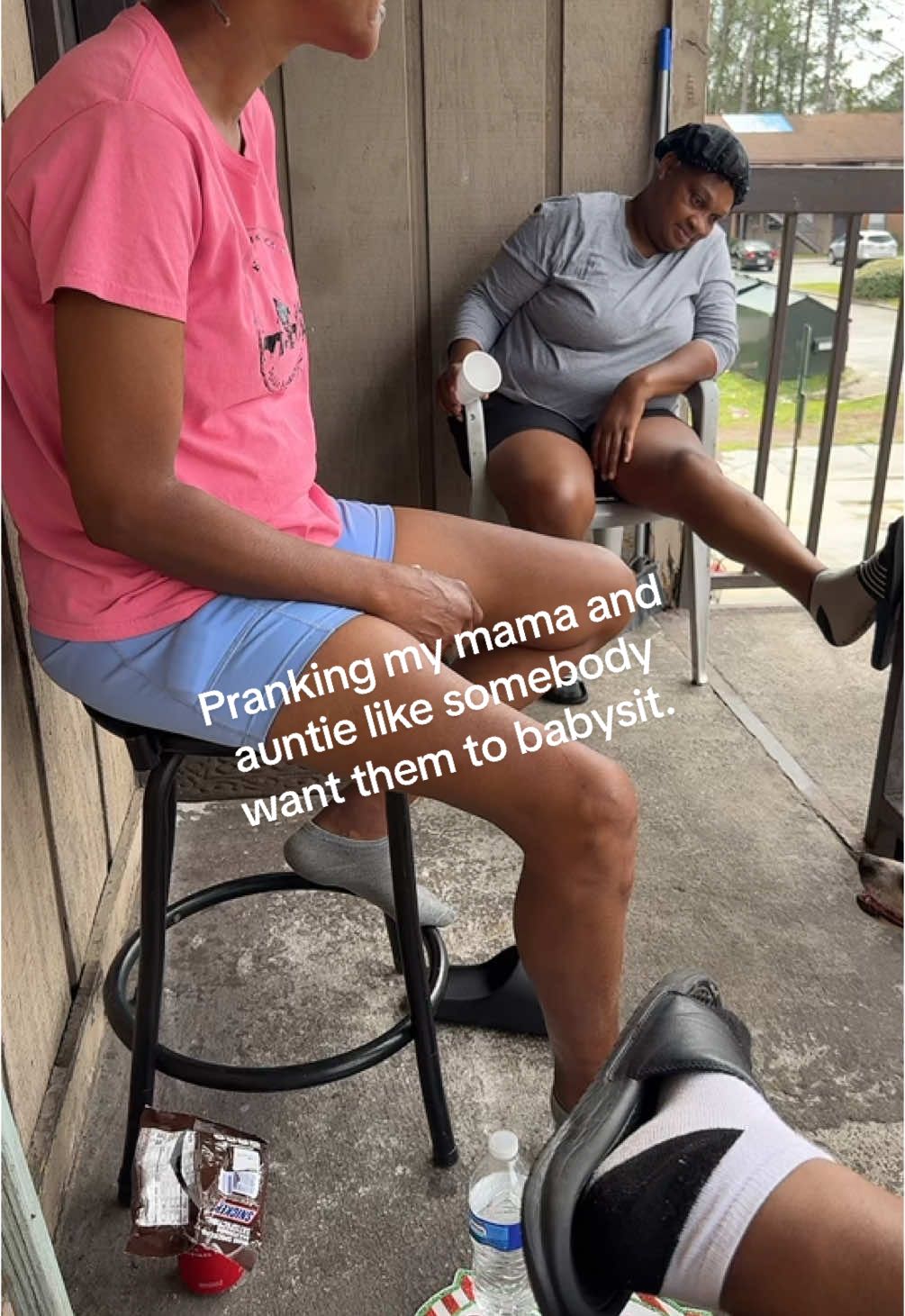 @Kiki T
