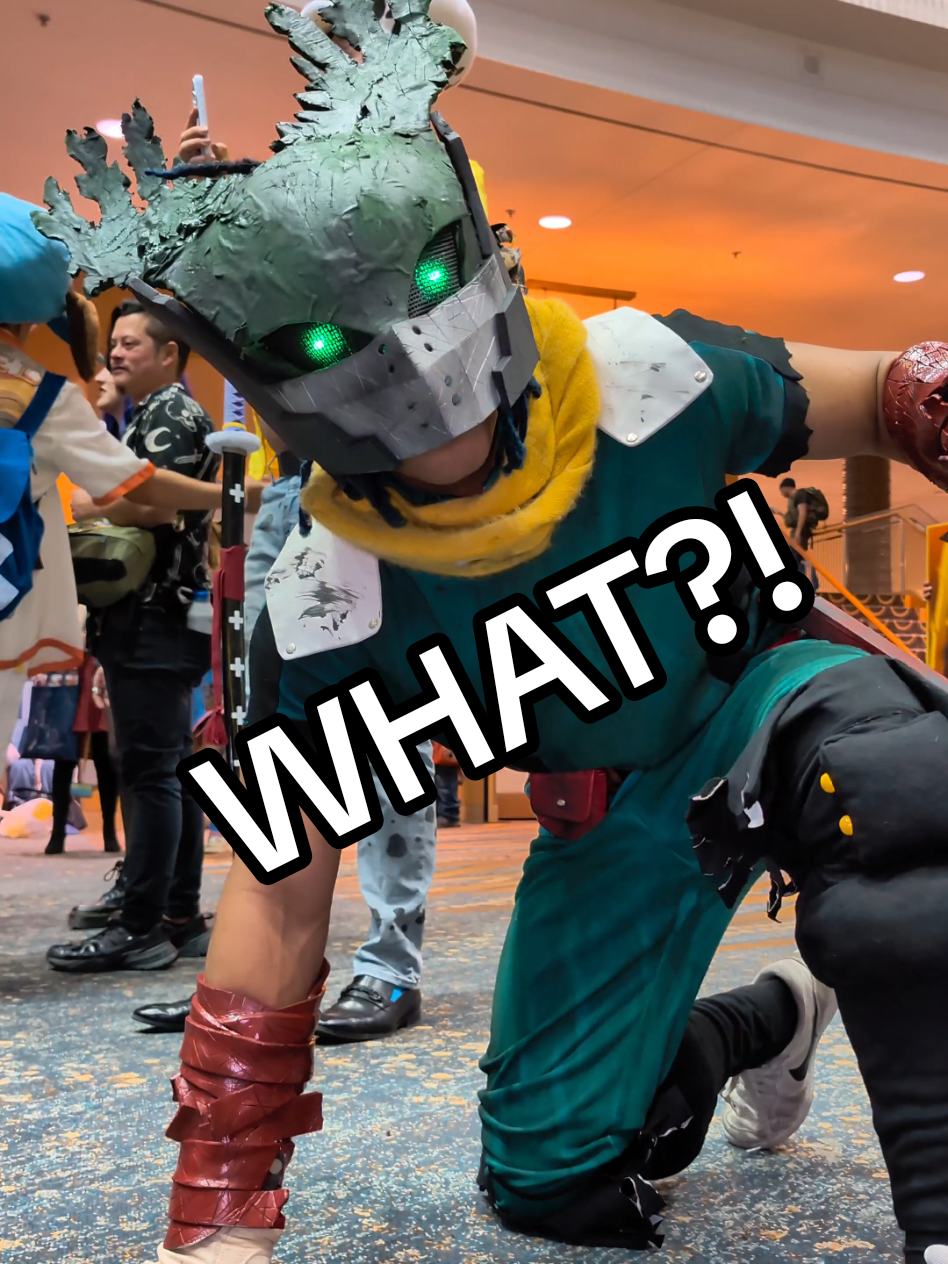 @CONSplay