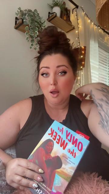 @Ariella Christine