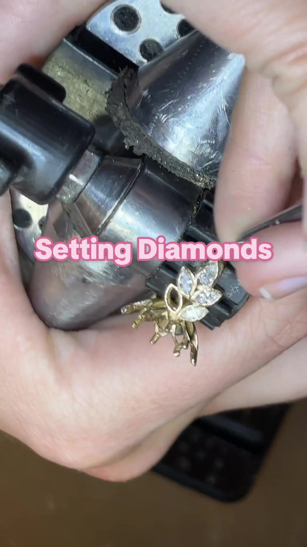 @Charlotte- jewelry designer ๐