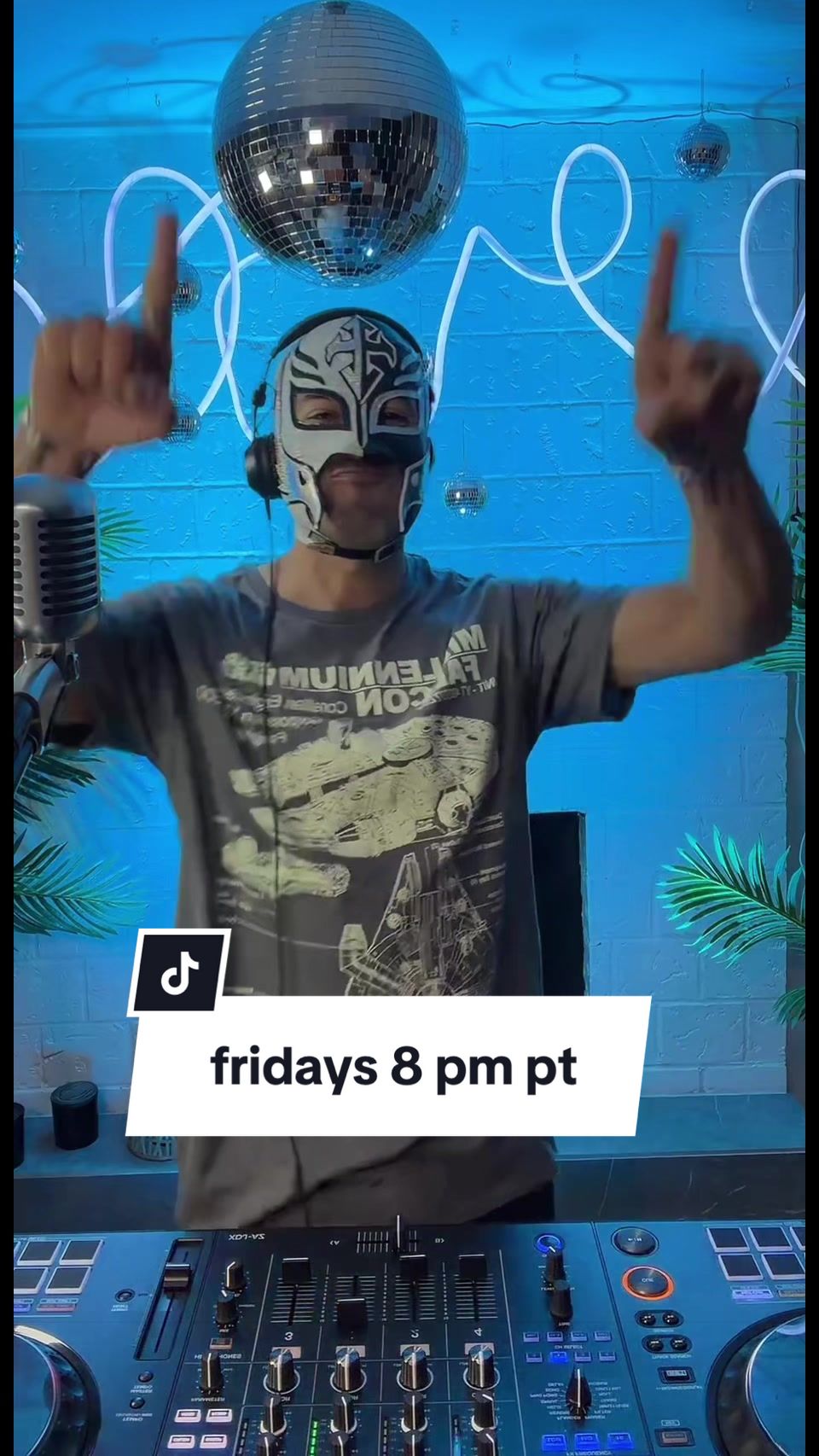@2M