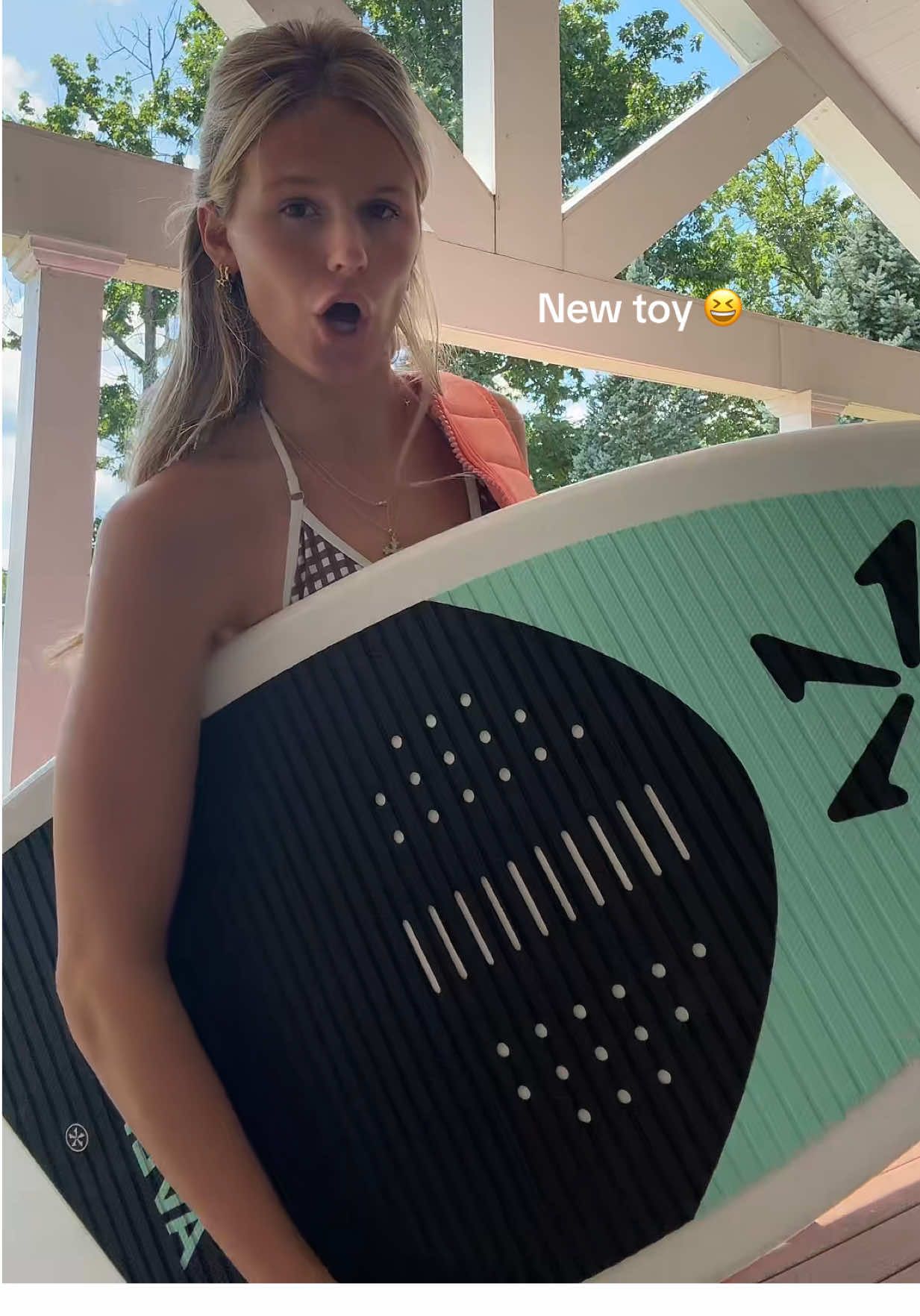 @Emi