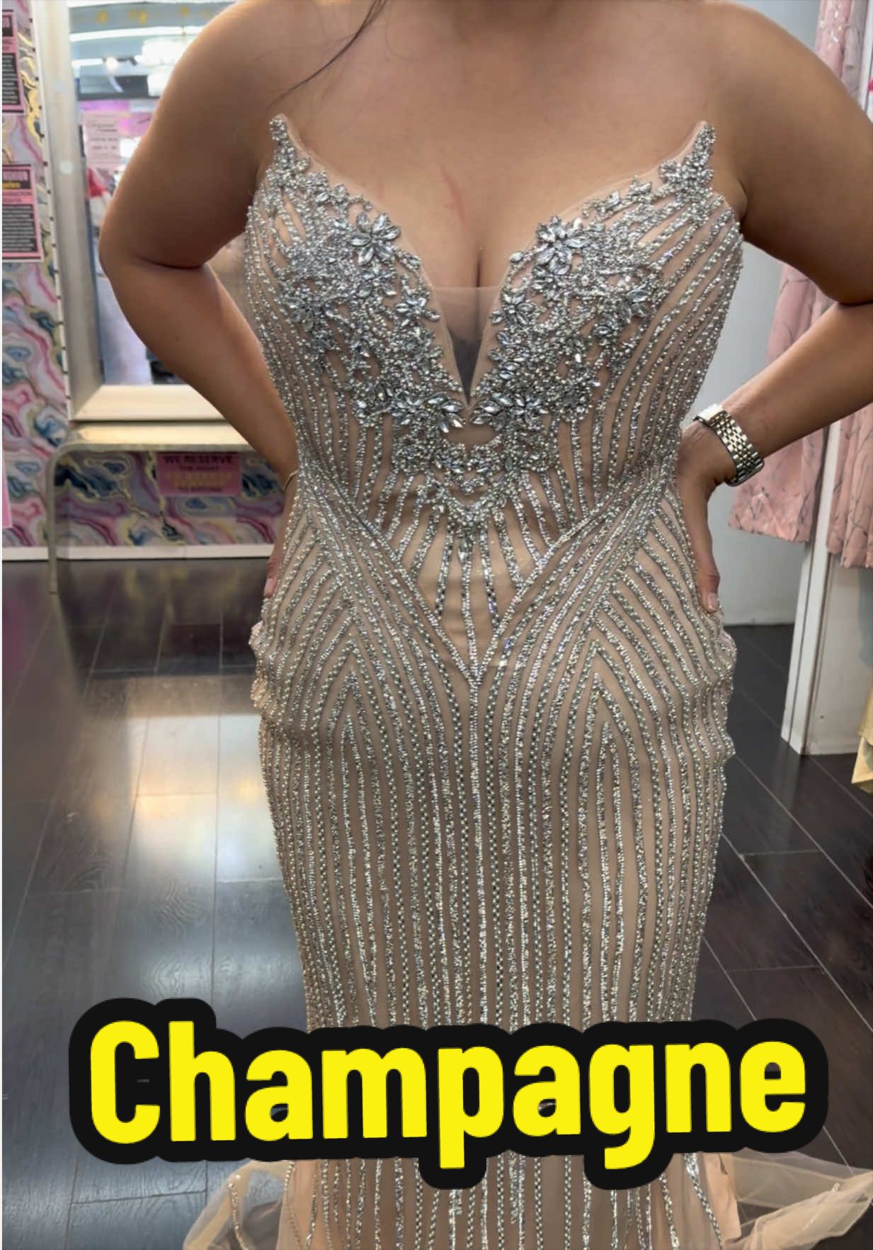 @Elegant Fashion DTLA