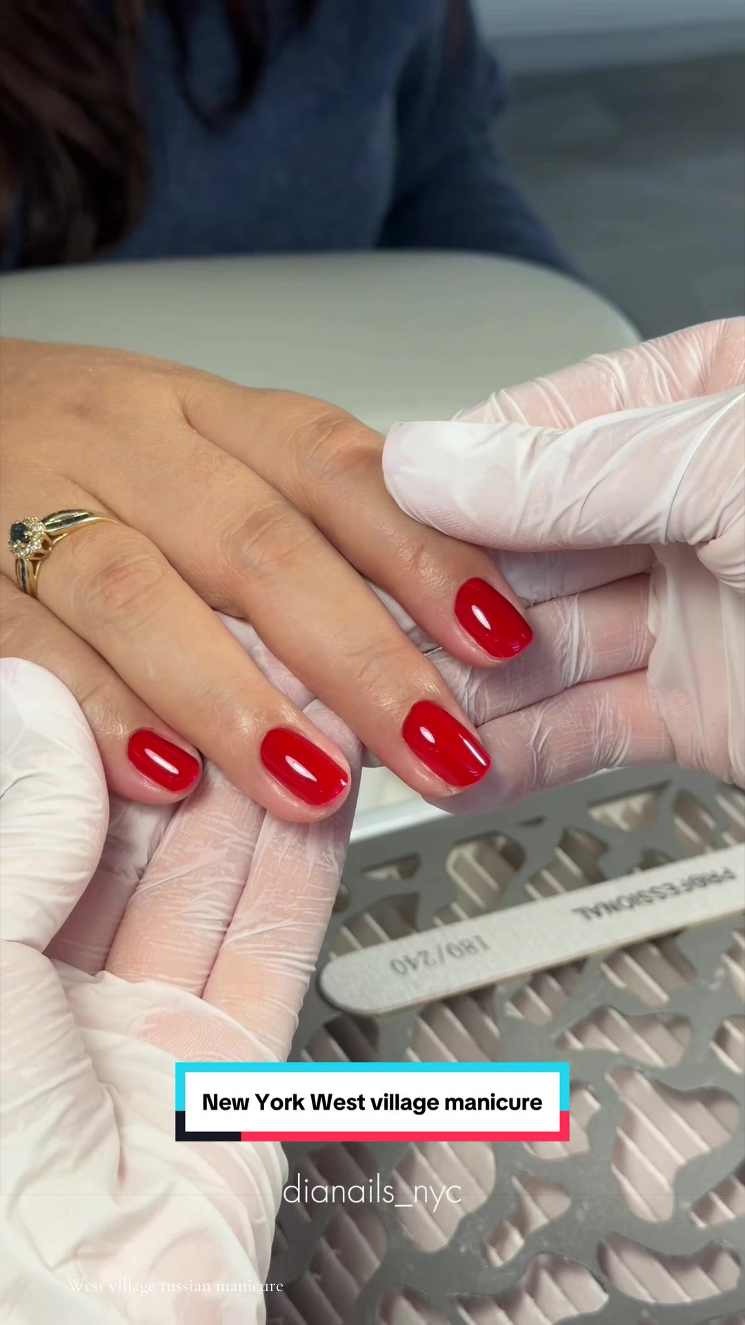 @dianails_nyc