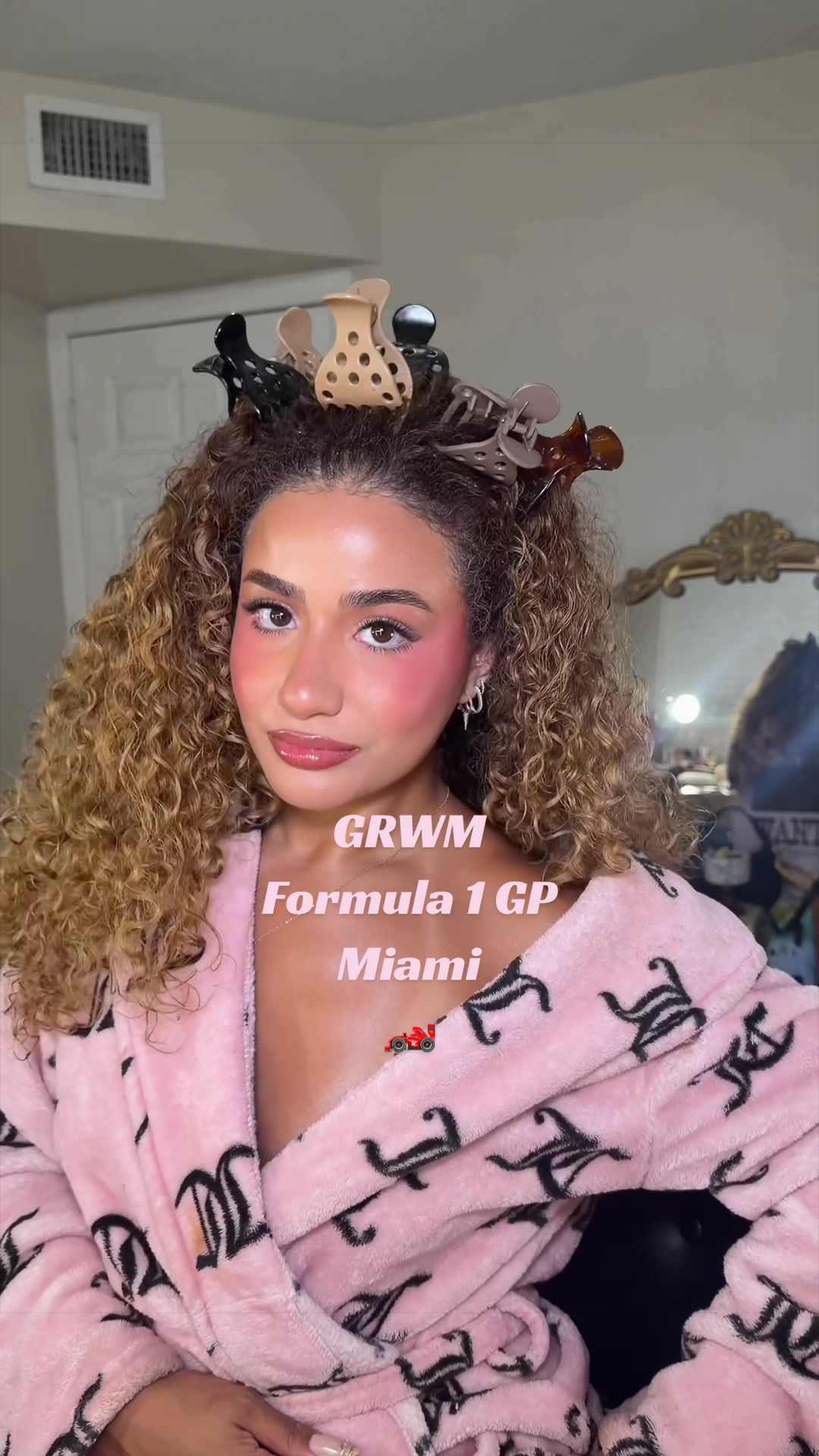 @Barbara Camila