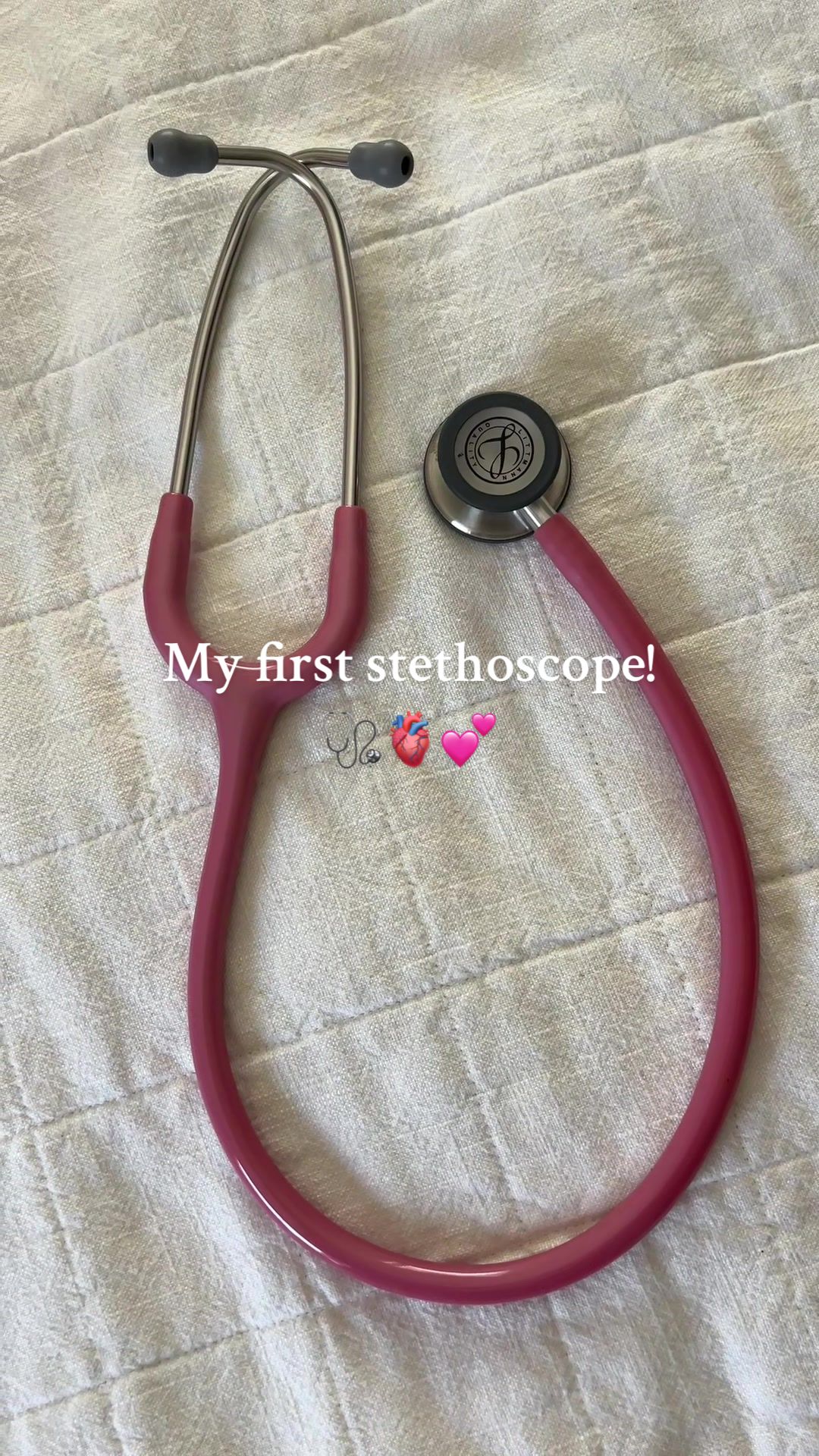 @Valerie | Future RN ♡