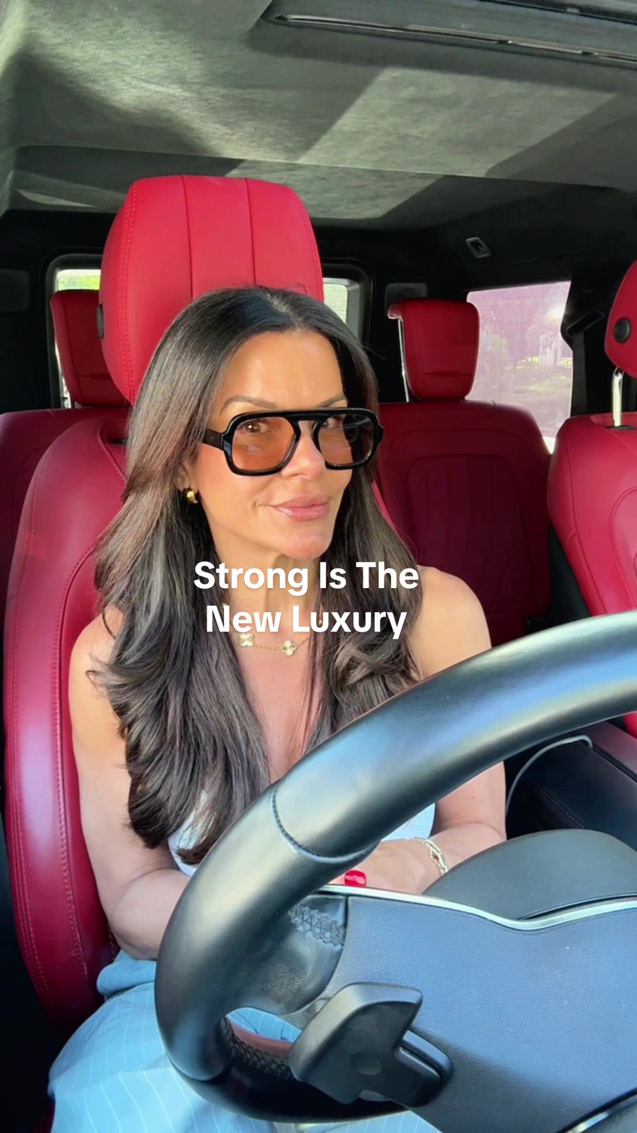 @Lisette | Rebrand After 40