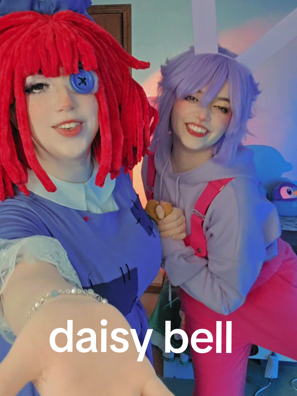 @ʙᴜɴɴɪ 🐇 🔜 Momocon