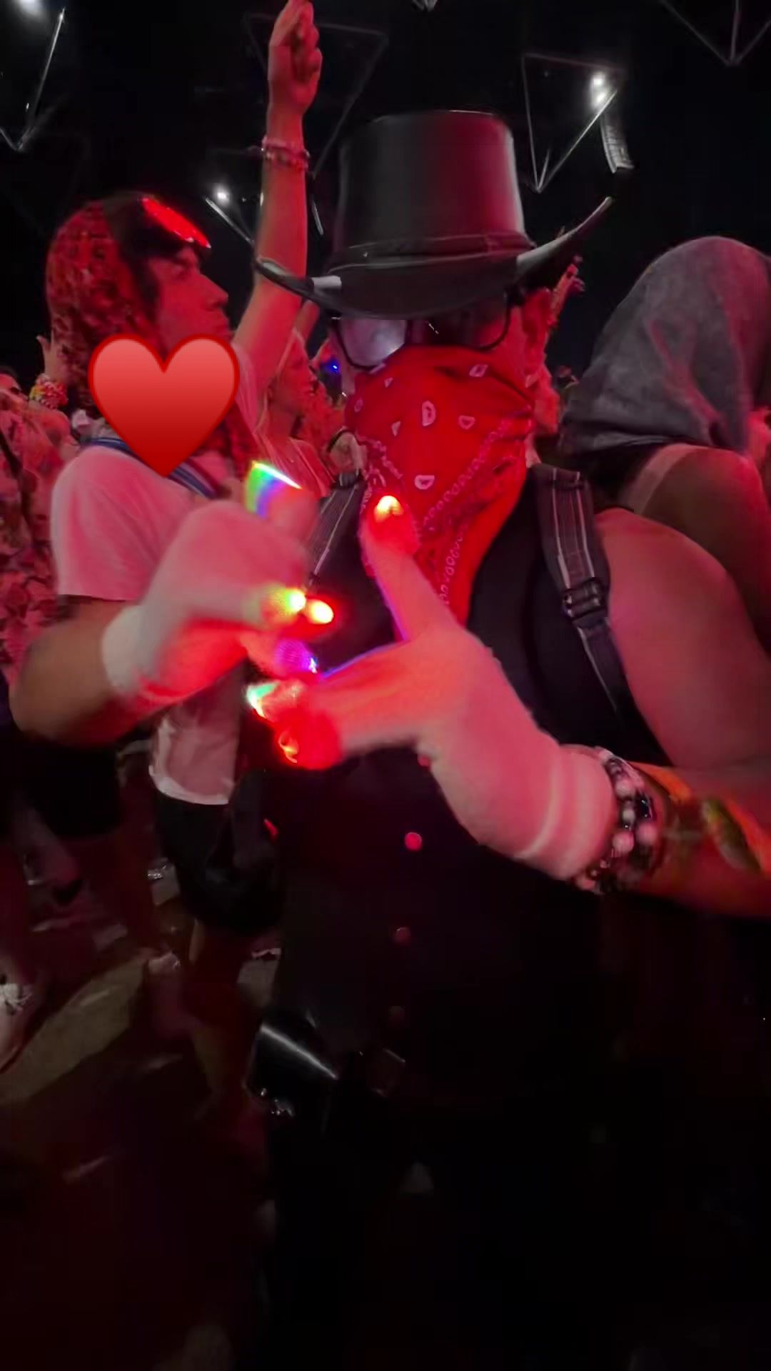 @kikokiko | rave angel 🪽