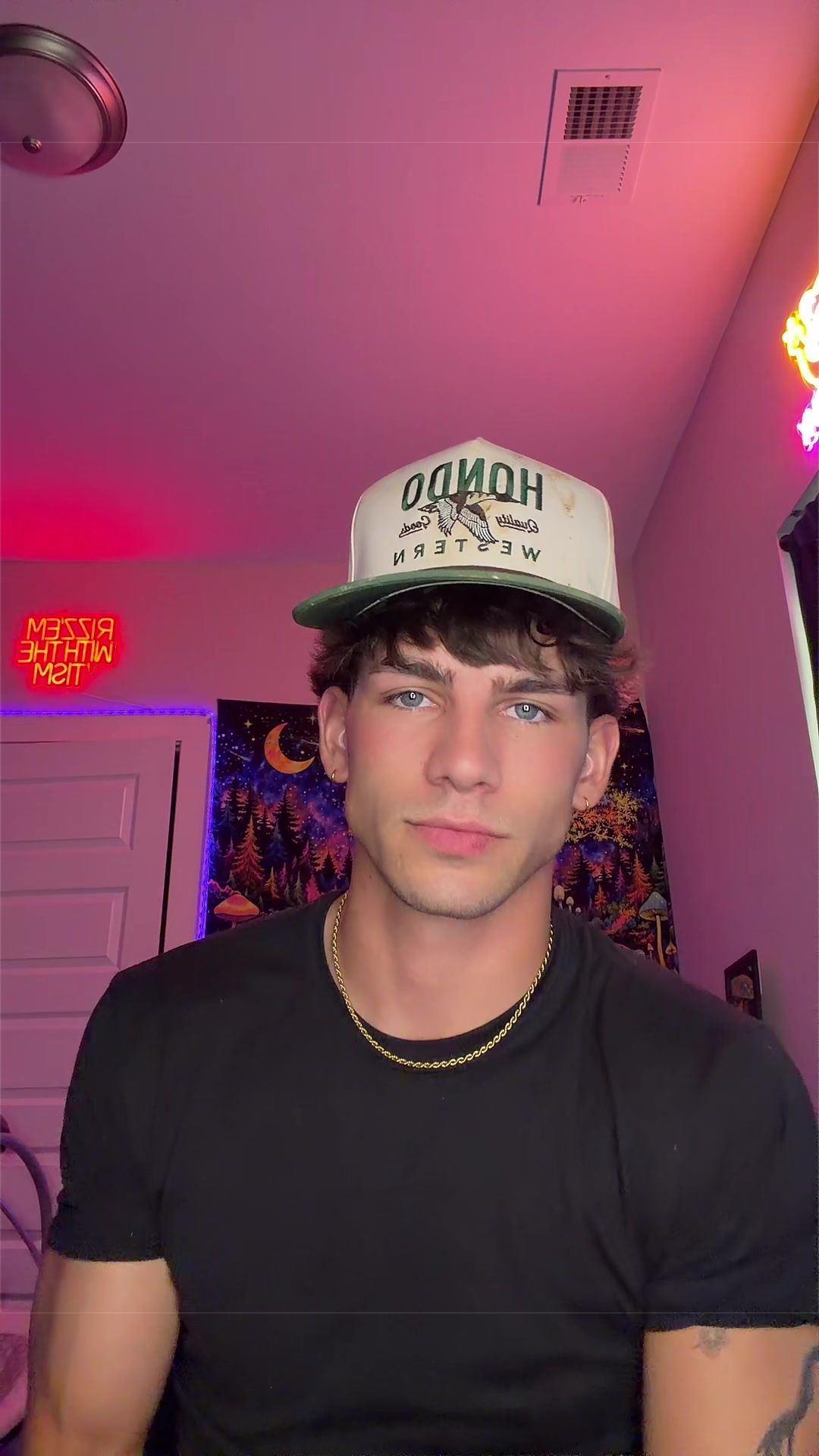 @cayden v