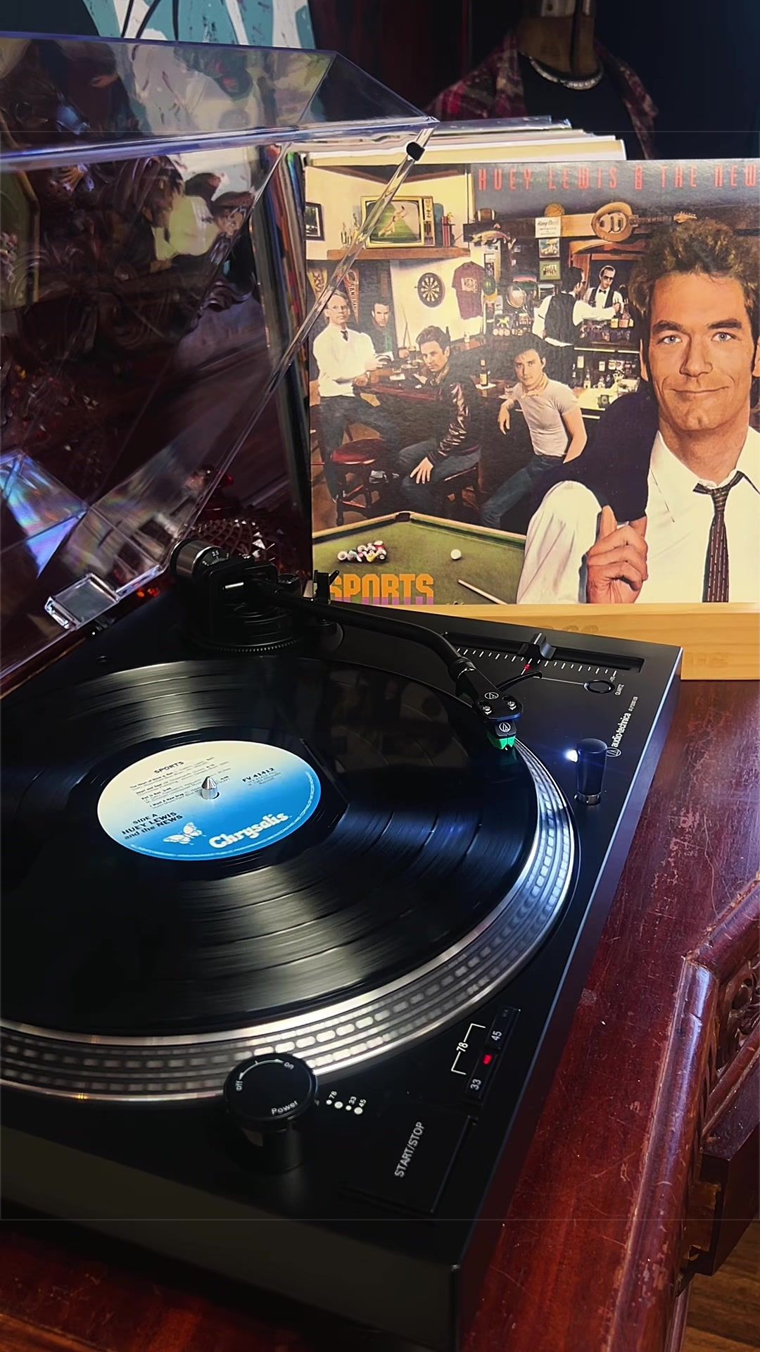 @Vintage Vibes Records