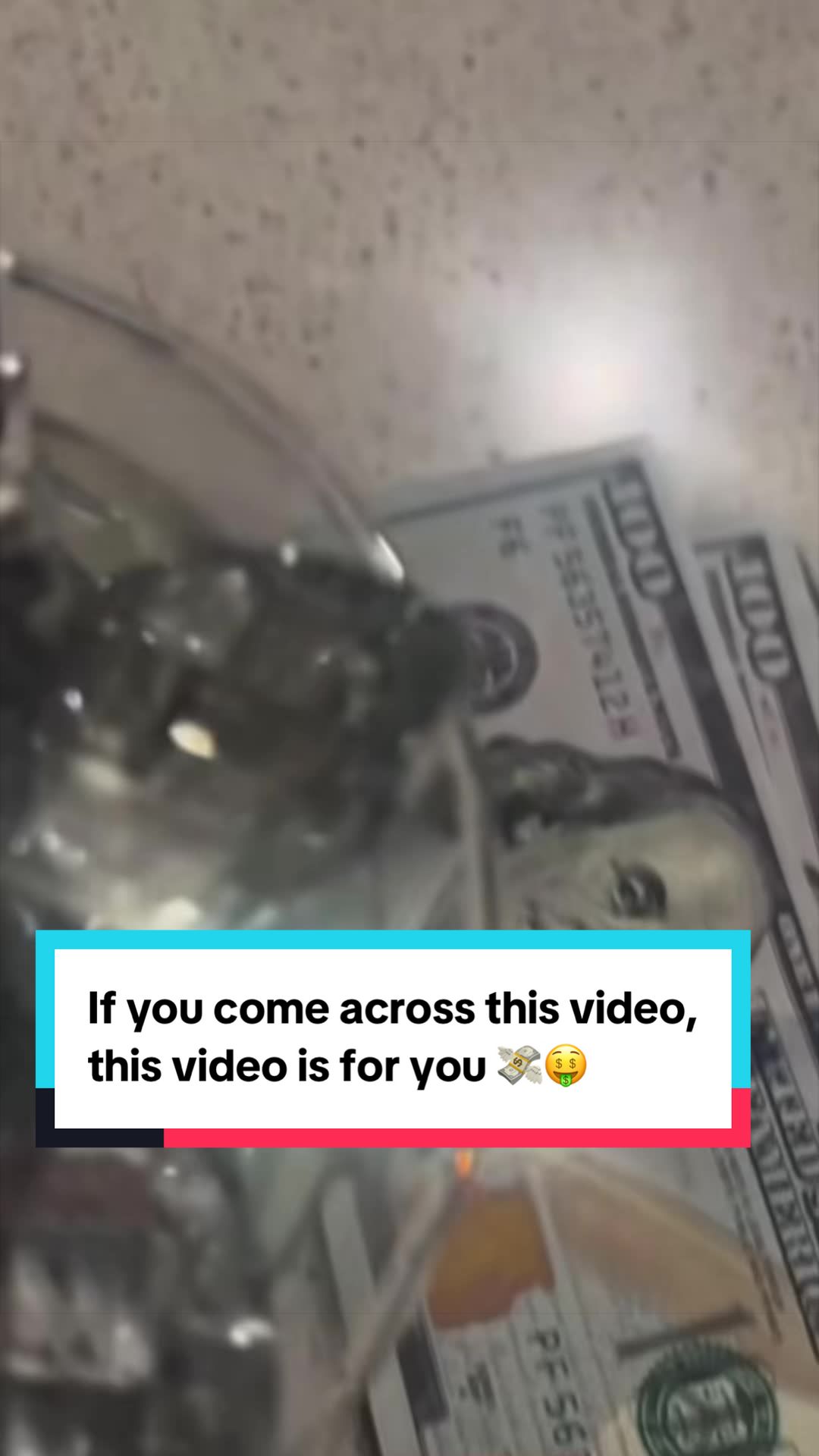 @LILY SANTANA