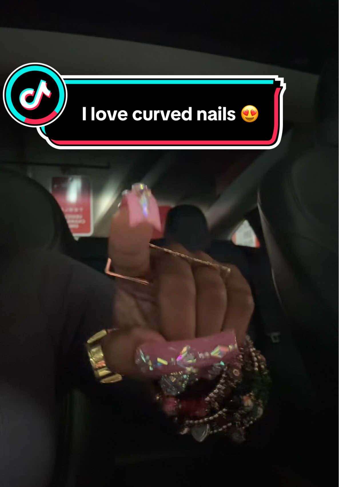 @PrettyFlyNailz