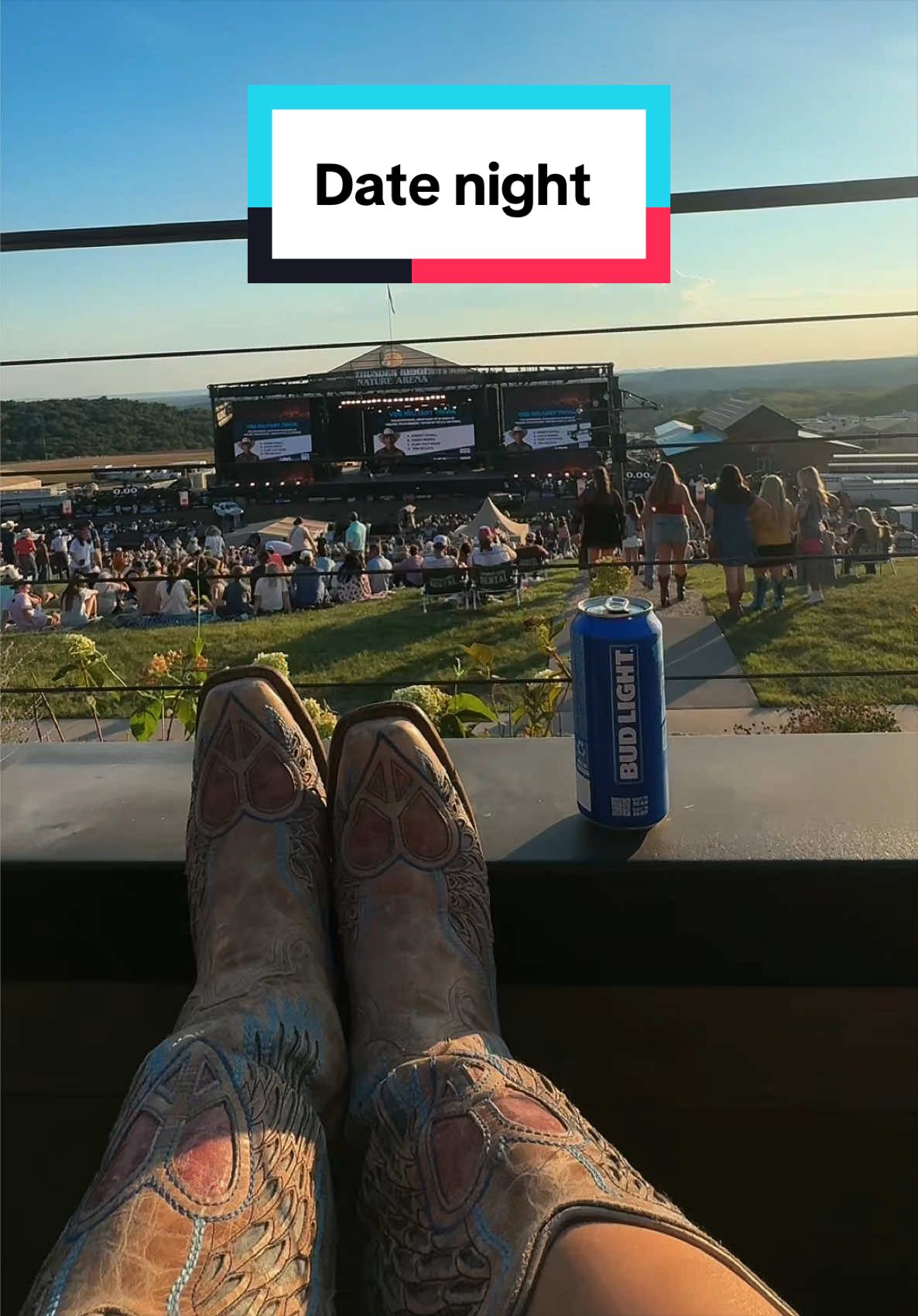@randomcountryliving
