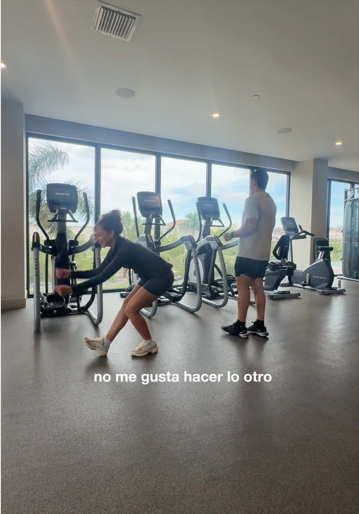 @Indira Leon