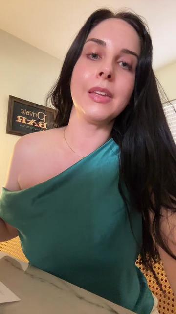 @IG: @blairbinii