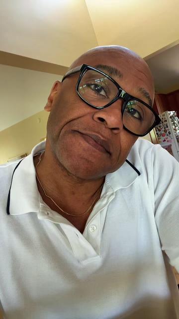 @roberteblackmon.ca