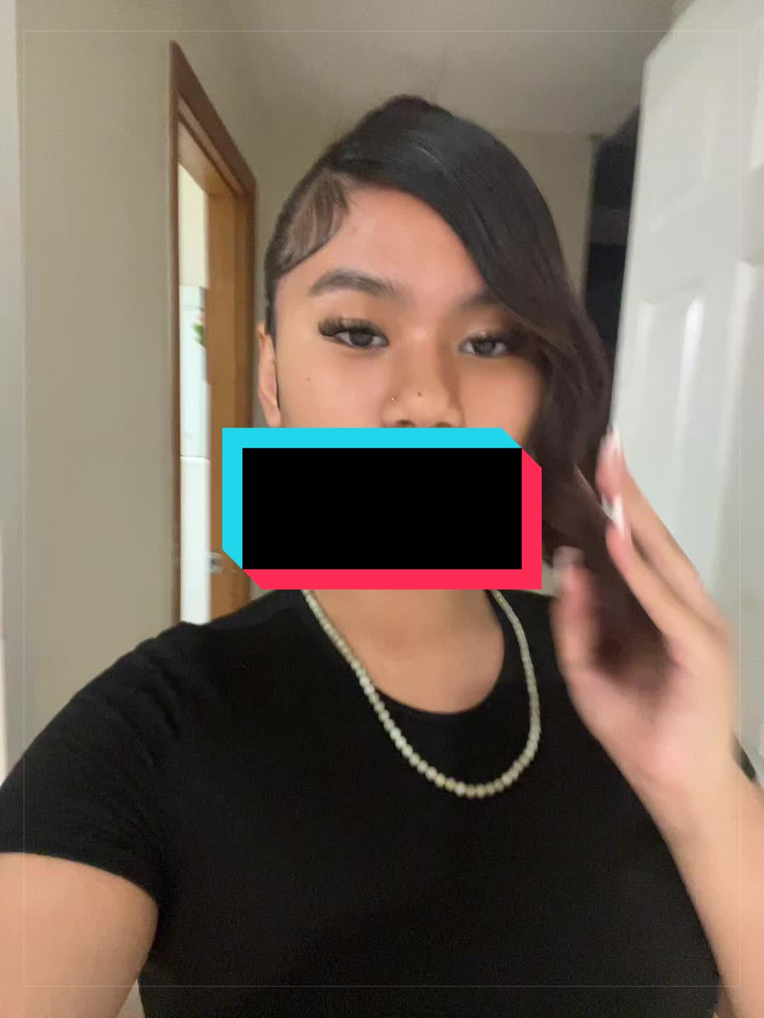 @⃟