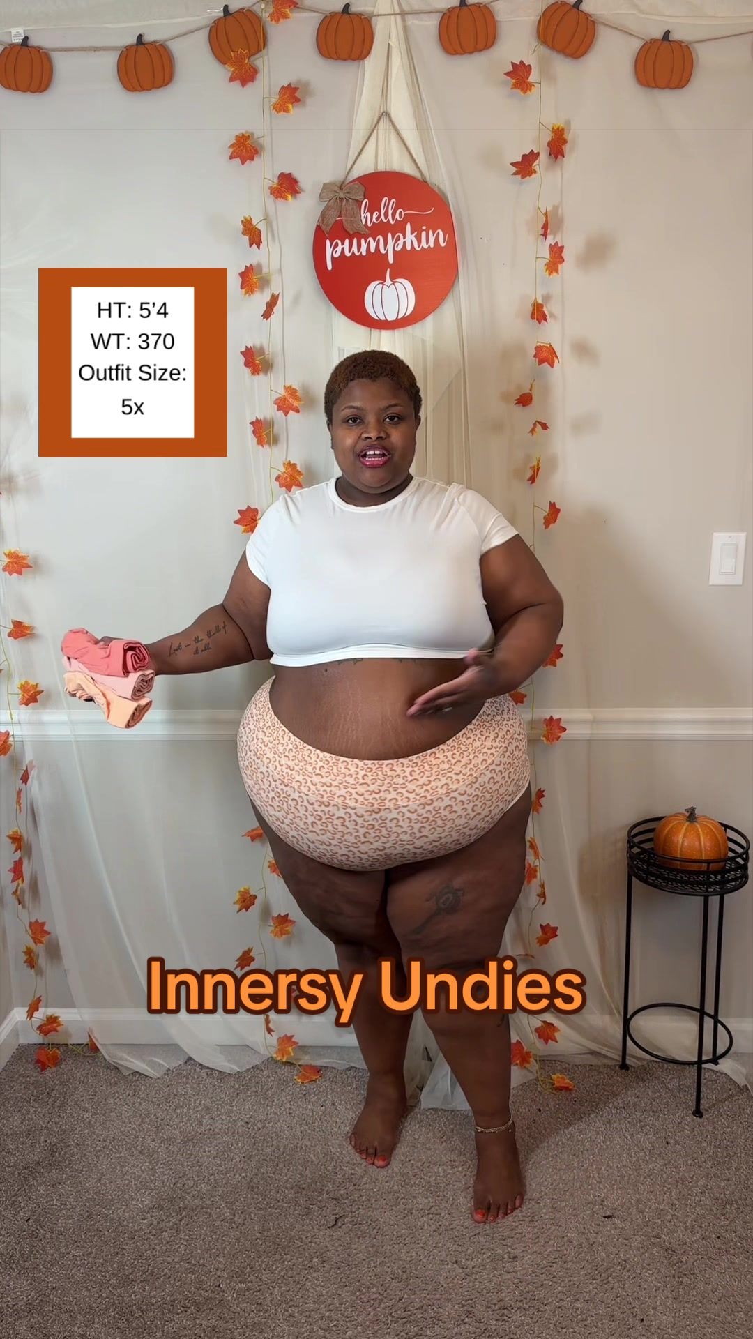 @Nikki • Plus Size Fashion