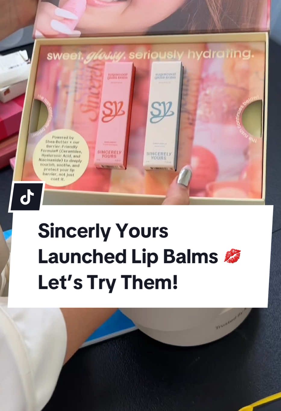 @The Lipstick Lesbians