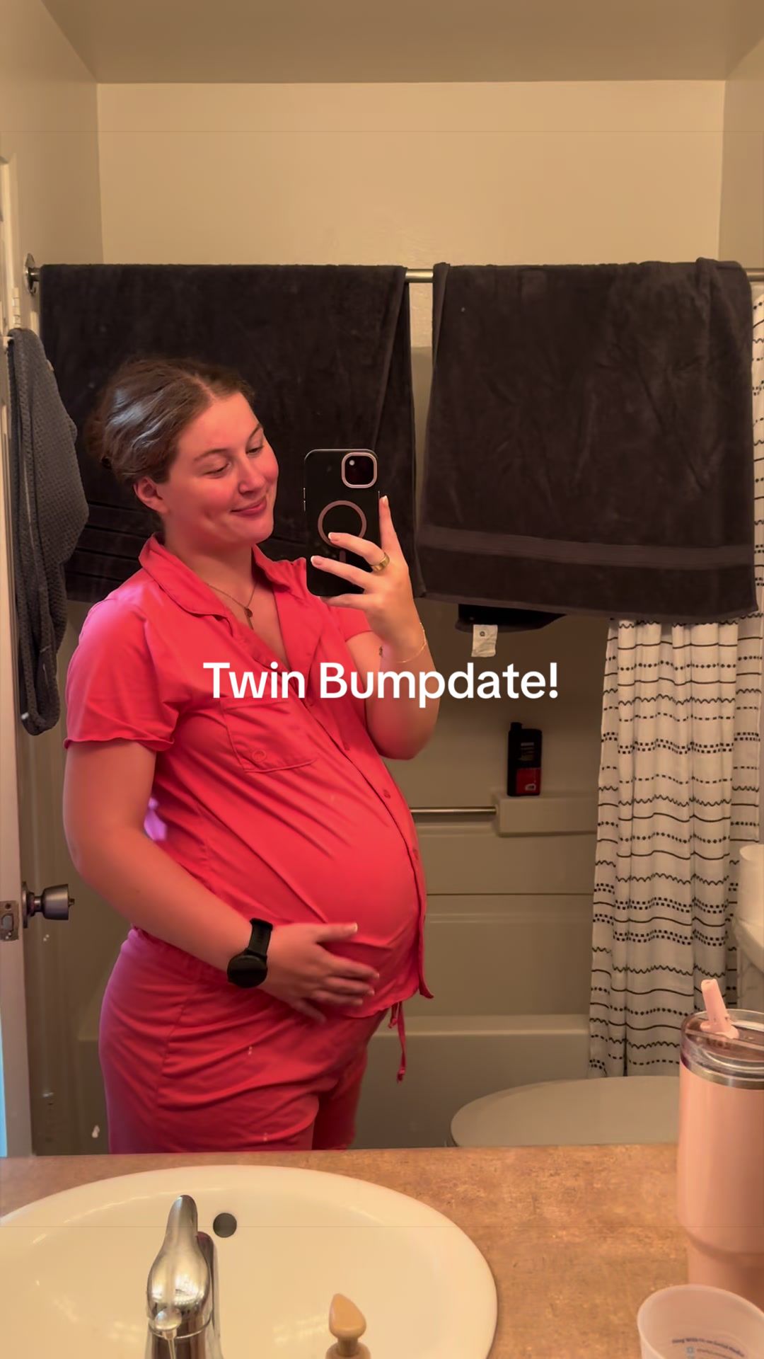 @Meg | Military Wife & Twin Mom