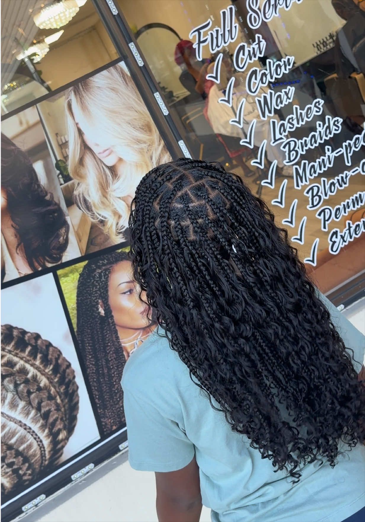 @Vavaa Satisfaction Beauty Bar