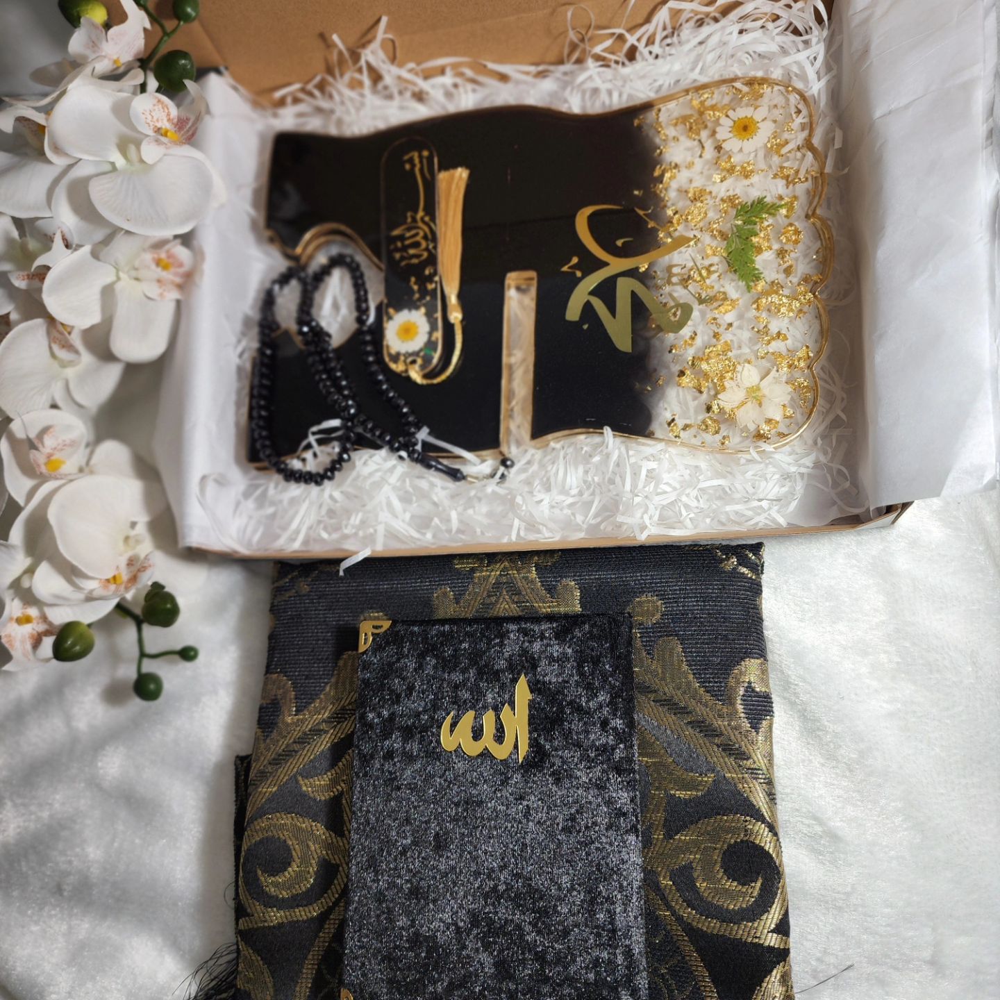 @Ferial creations