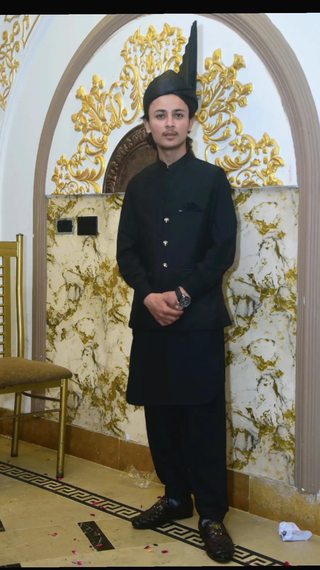 @👑🦁بادشاہ🦁👑
