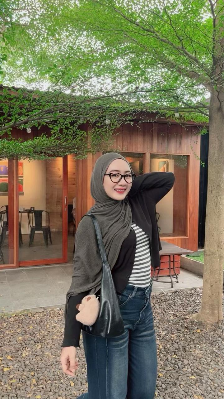 @neli