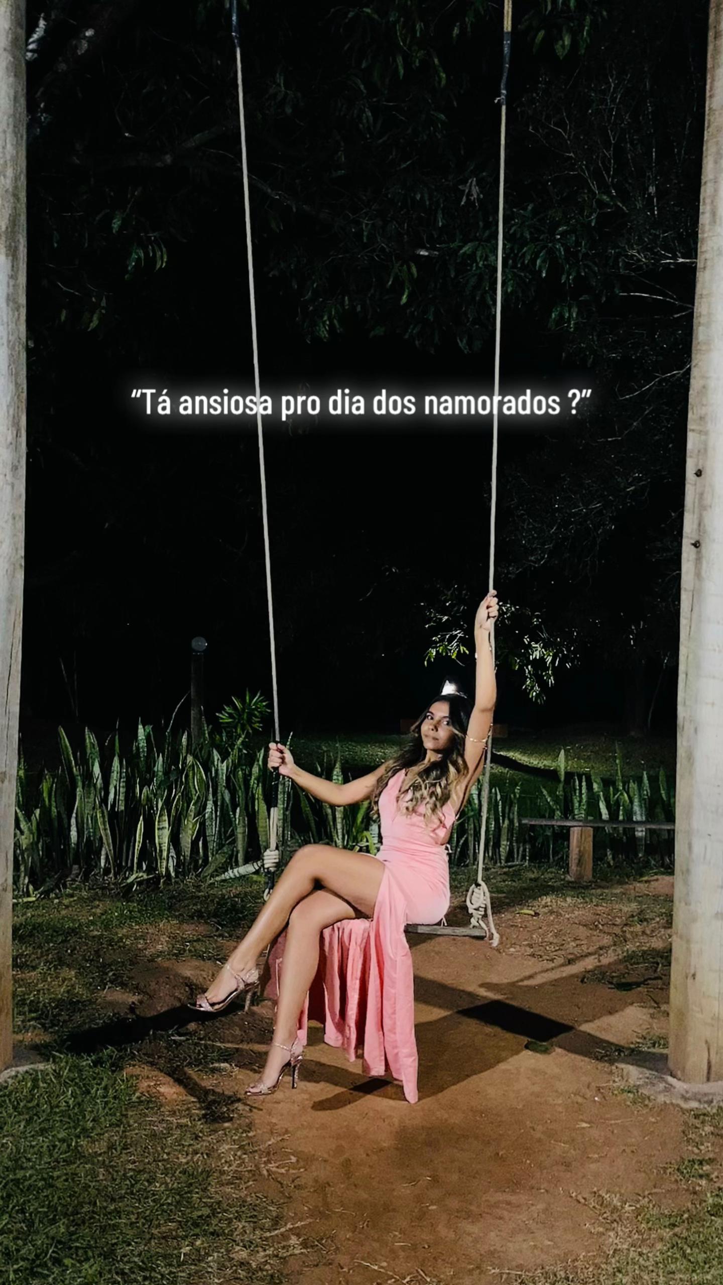 @Livia Tavares💌