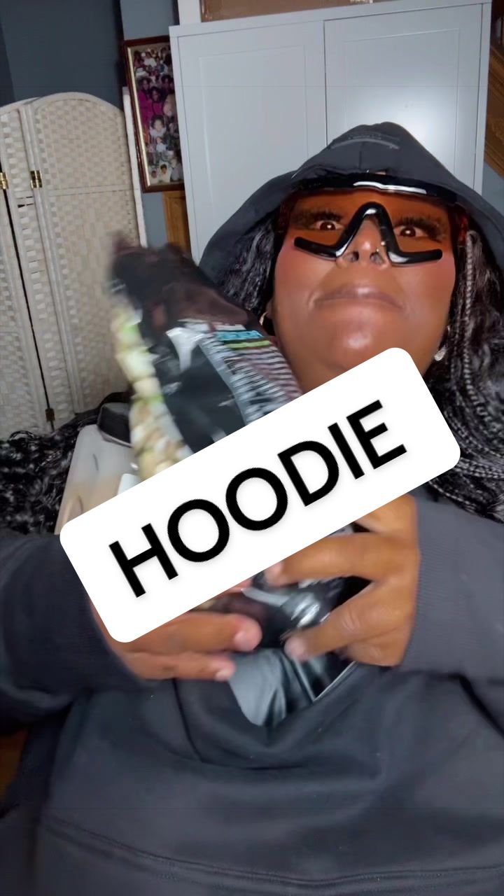 @𝔦𝔡𝔢𝔠𝔬𝔯𝔞𝔱𝔢𝔢𝔶𝔢𝔰