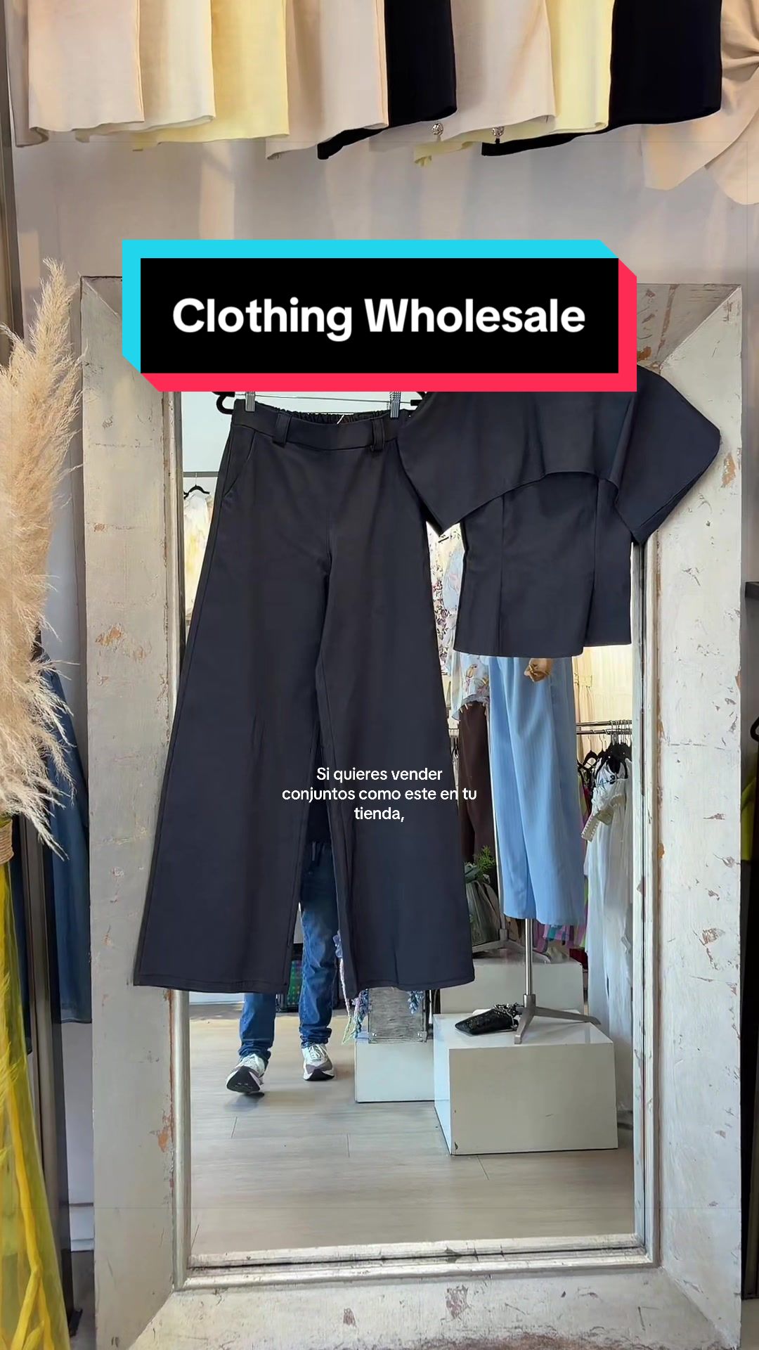 @itoofashion