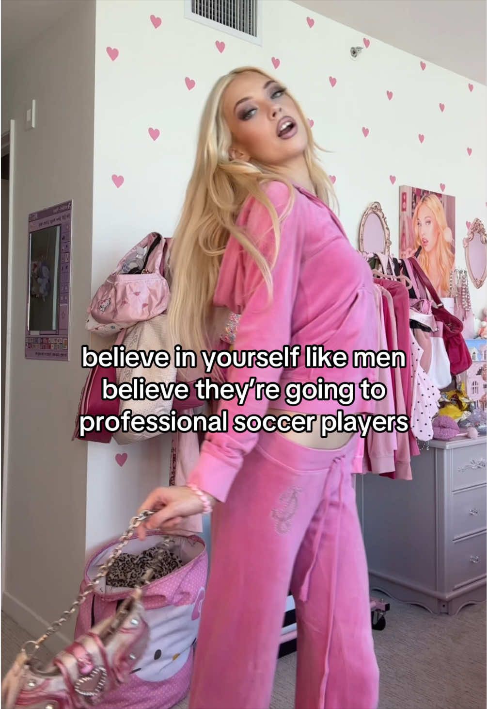 @mo