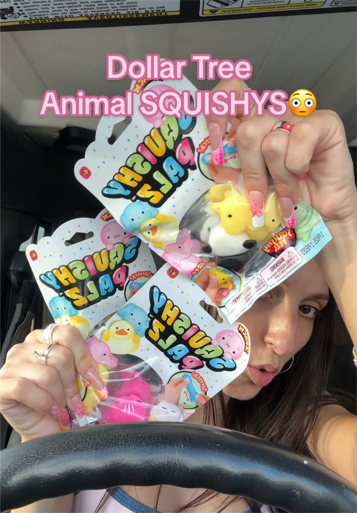 @ItsAlexisSimone