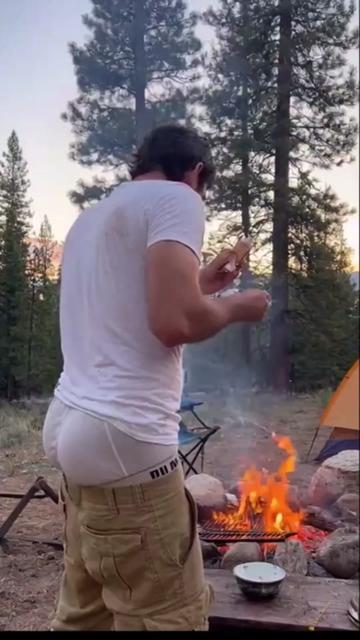 @Sagging Pants MEDIA