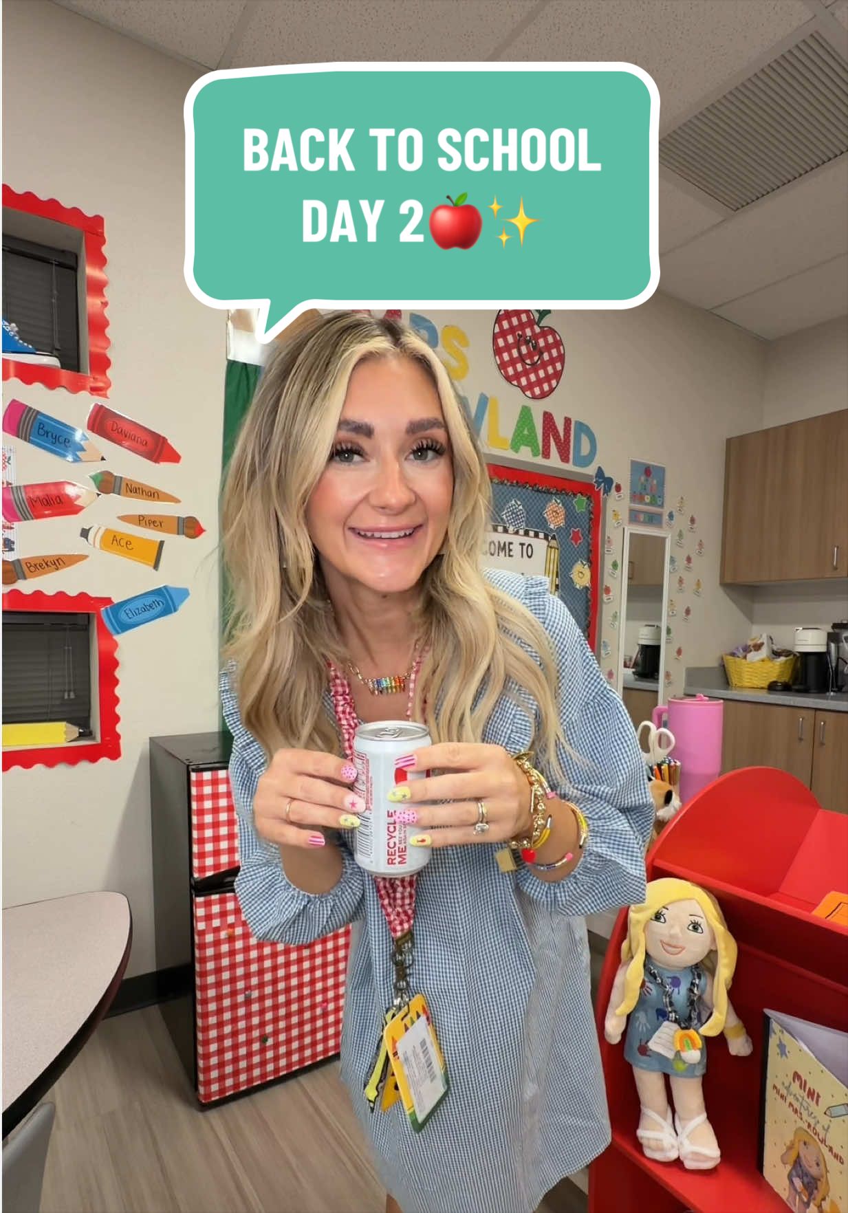 @Hales | boy mom | Teacher