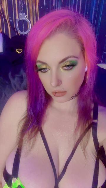 @MAGICAL 👑DEM😈EYEZ🌈