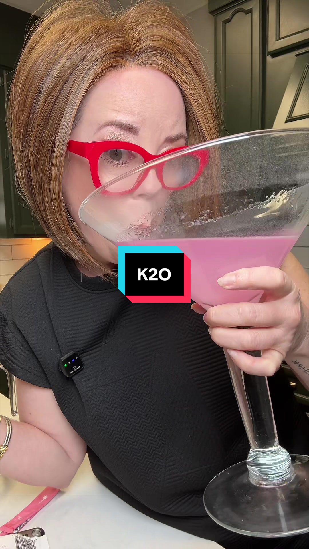 @KellyInTheRedGlasses