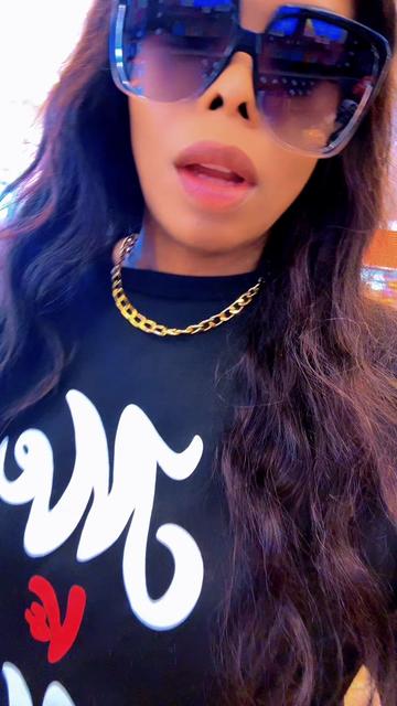 @imcourtneyluv 🌈♒️
