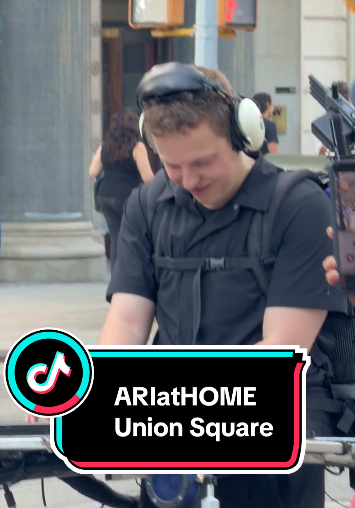 @Clarkie | Content Creator