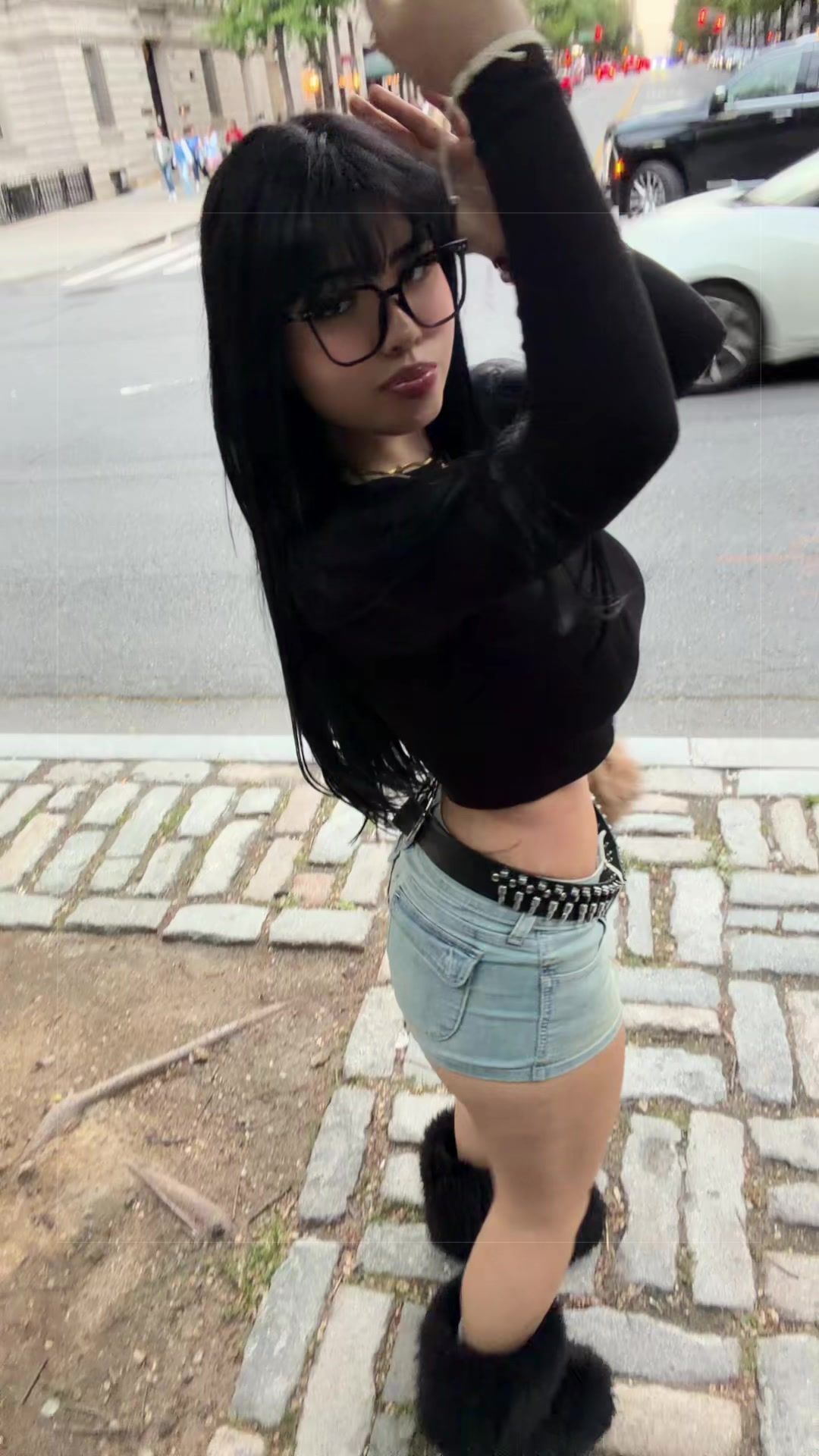 @Ana