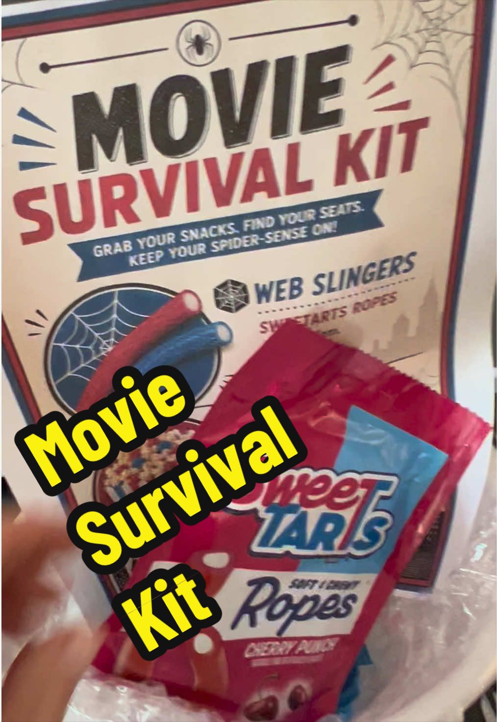 @EmotionalSupportSnacks🍕🍫🍿