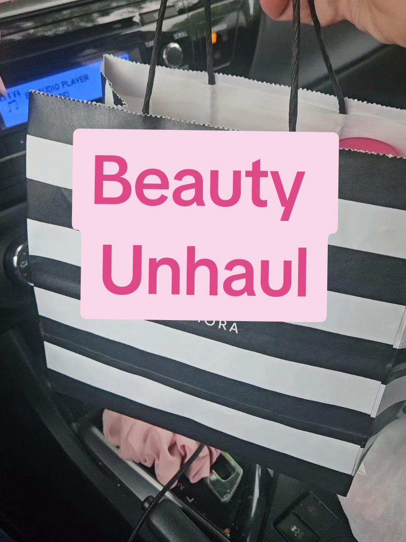 @Books & Girly Things 🎀🩷