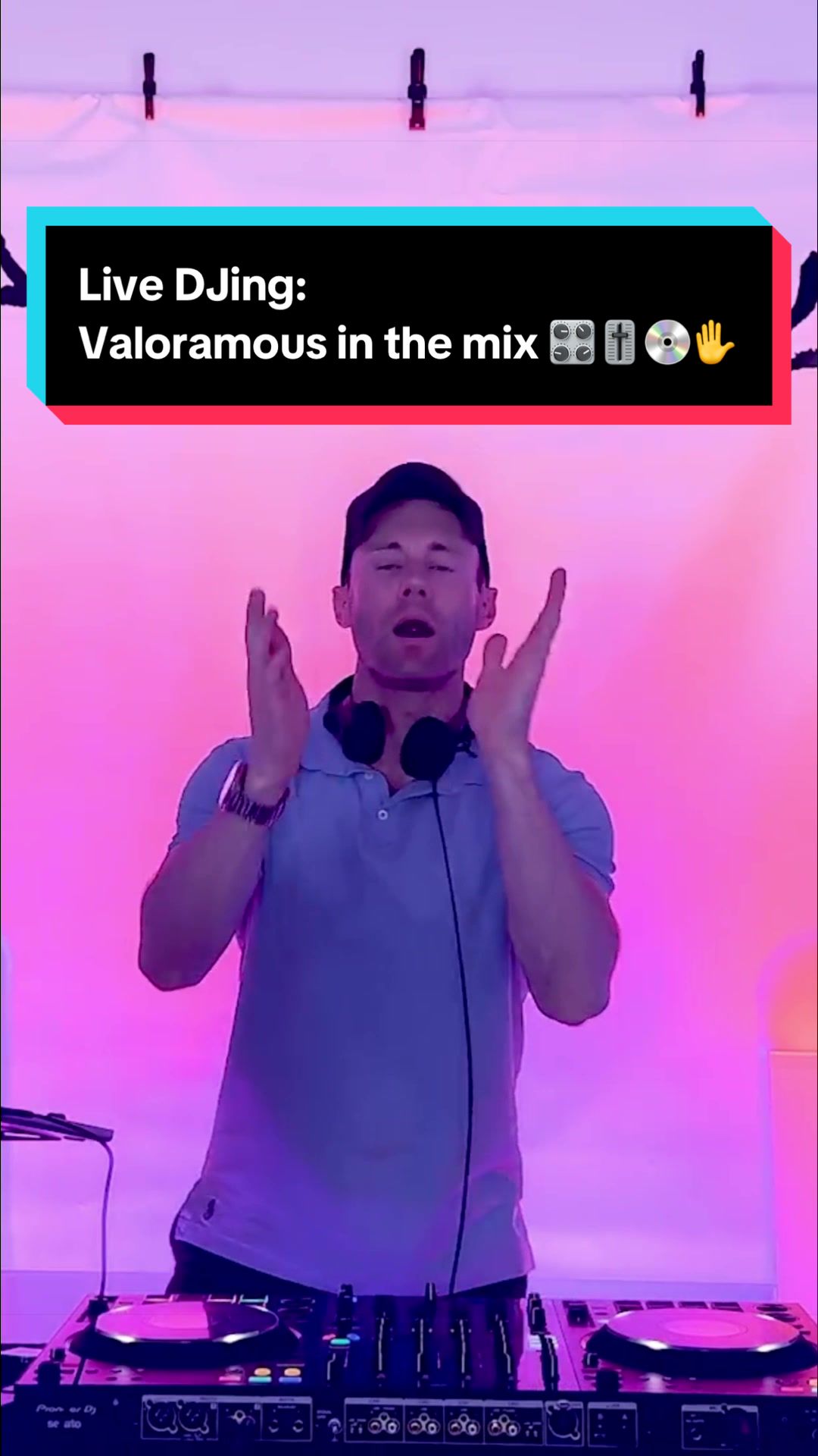 @Valoramous (DJ/Producer)